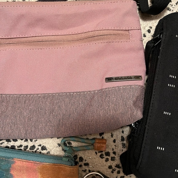 Lot of 3 Dakine/Po Campo Travel Crossbody Bags & Wallets - Picture 3 of 9
